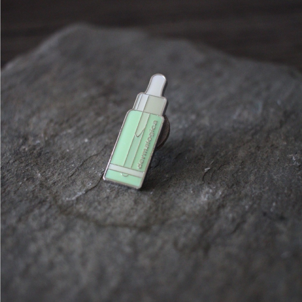 Dermalogica 2020 Derm Enamel Pin Mint Green Skincare Mini Bottle
